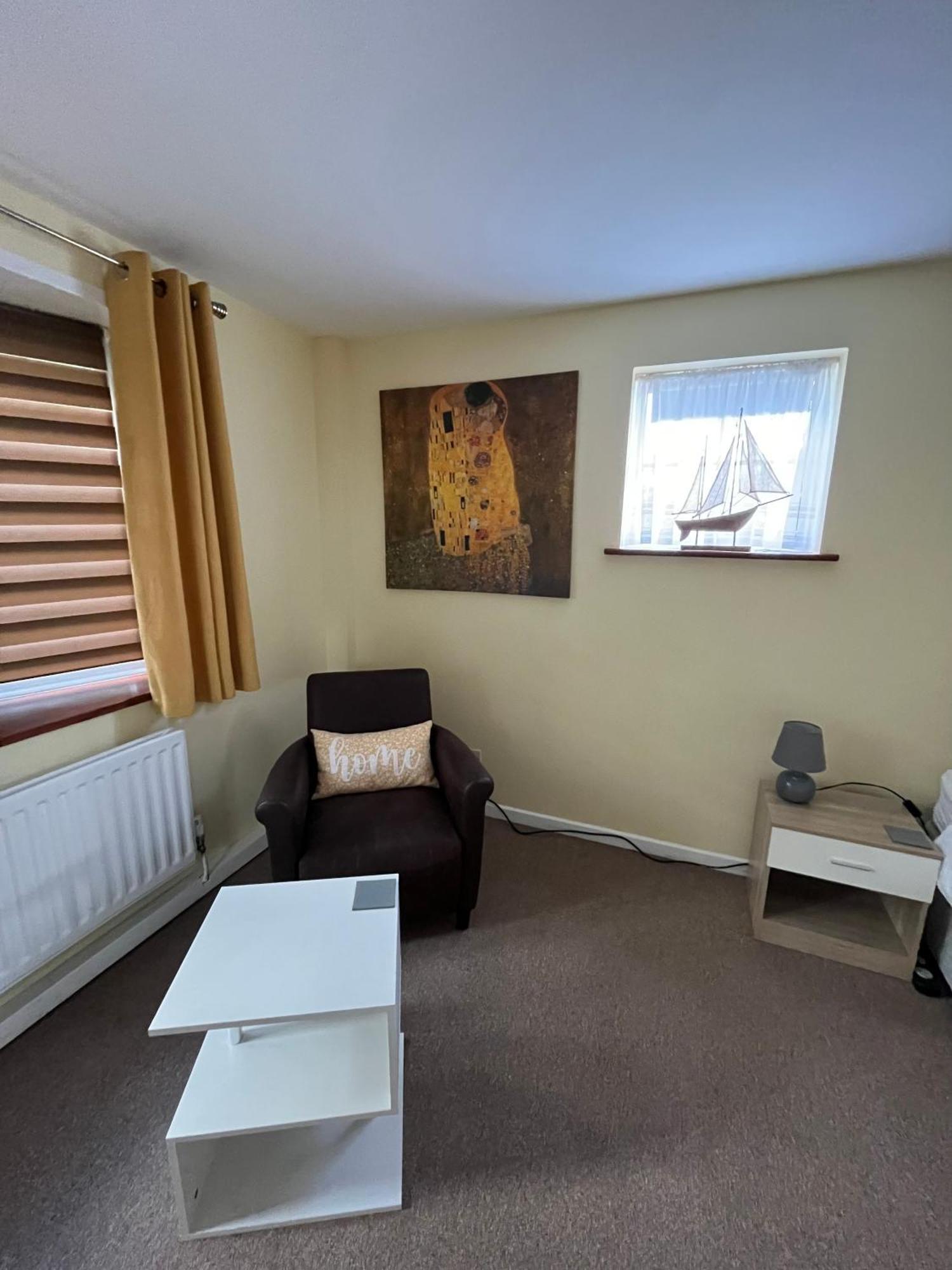 Quest Fulfiller - Near General Hospital, Free Parking & Garden Apartment Southampton Exterior foto