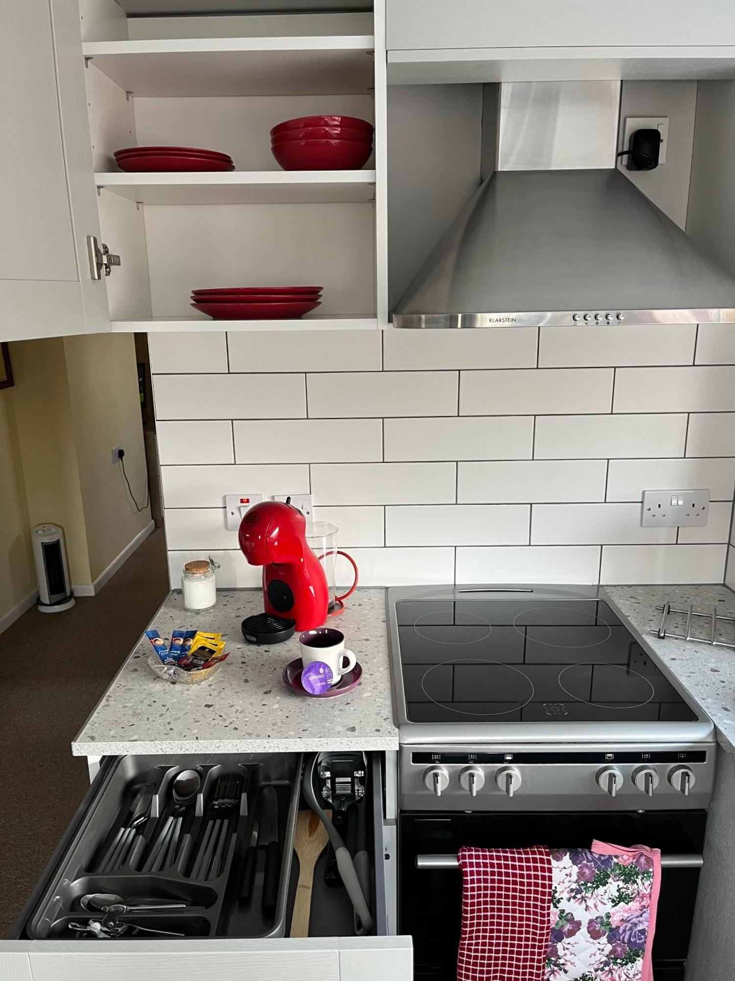 Quest Fulfiller - Near General Hospital, Free Parking & Garden Apartment Southampton Exterior foto