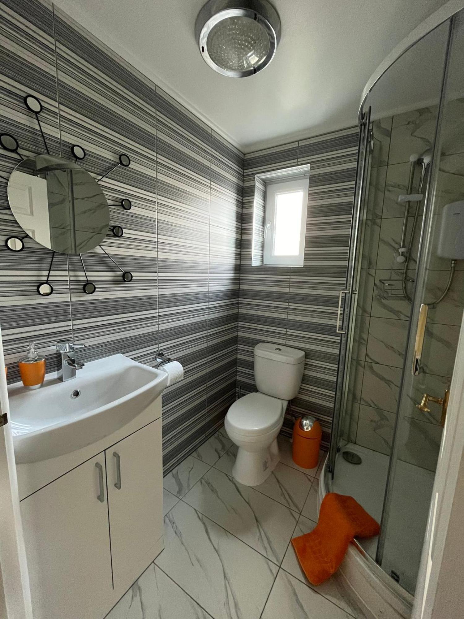 Quest Fulfiller - Near General Hospital, Free Parking & Garden Apartment Southampton Exterior foto